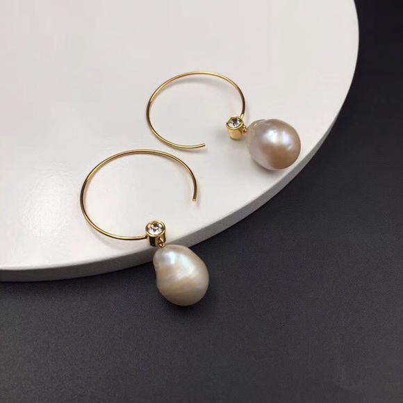 Last one Faux pearl Earrings Art deco European design - Picture 9 of 9